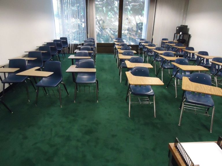 Gov. Northam orders closing of all Virginia public schools