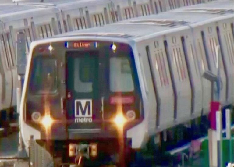 Metro Silver Line service suspended for rest of summer