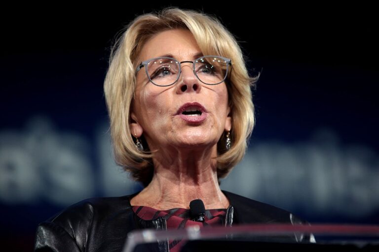 DeVos criticizes Fairfax Schools reopening plan; leaders respond