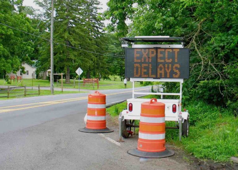 New sign broadcasts conditions at Great Falls National Park