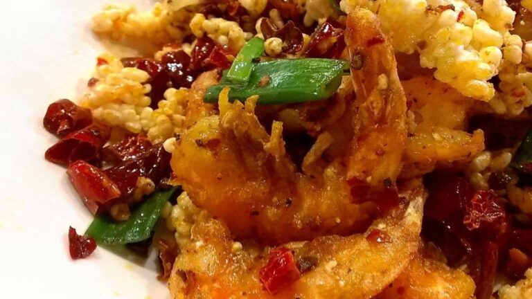 Shrimp with sizzling rice