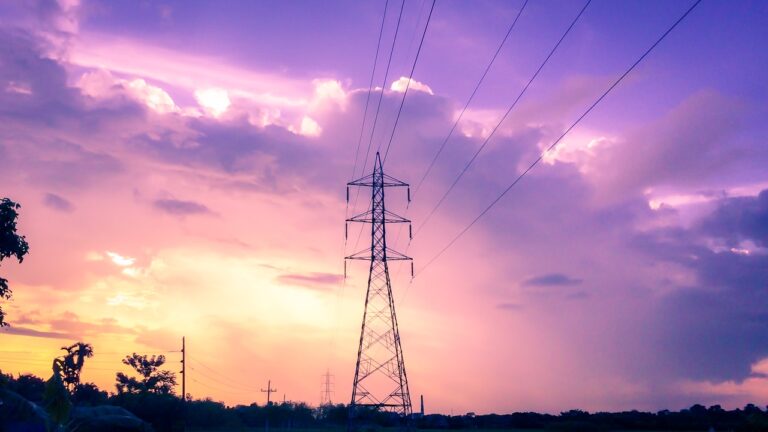 Dominion Energy warns customers about expected surge in scams during holidays