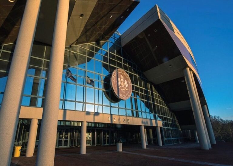 Fairfax County considering vaccine mandate for all county employees