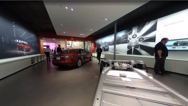 Tysons Corner Center seeking approval to use parking spaces for auto sales