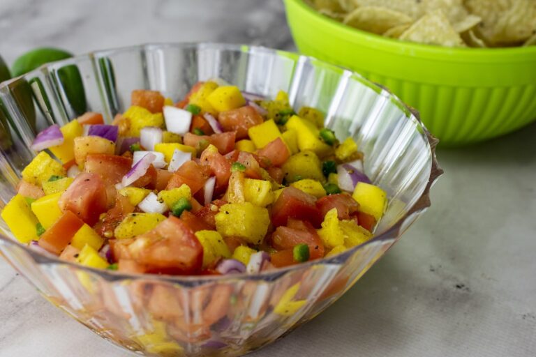 ￼Fresh Summer Salsa