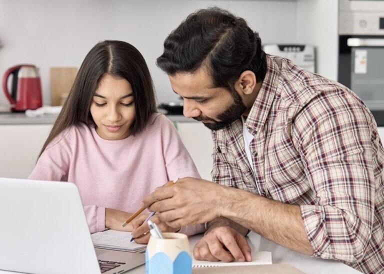 ￼Five financial lessons for your teen before they start their first job
