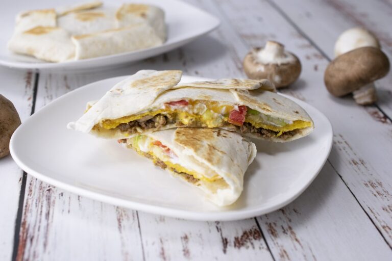 ￼A Homemade Crunchy Mushroom Wrap to Save Your Grocery Budget